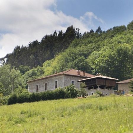 Agroturismo La Casona De Belmonte Ovinana  Eksteriør billede